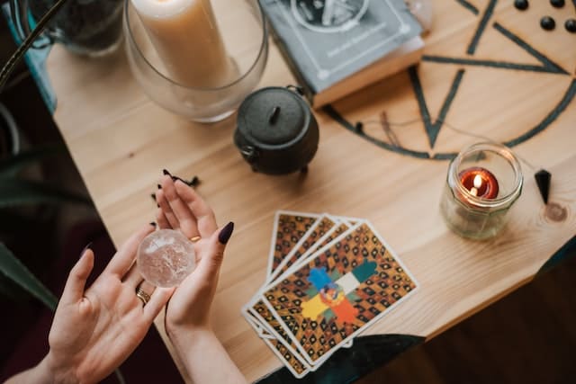 Cómo consagrar una baraja de tarot nueva